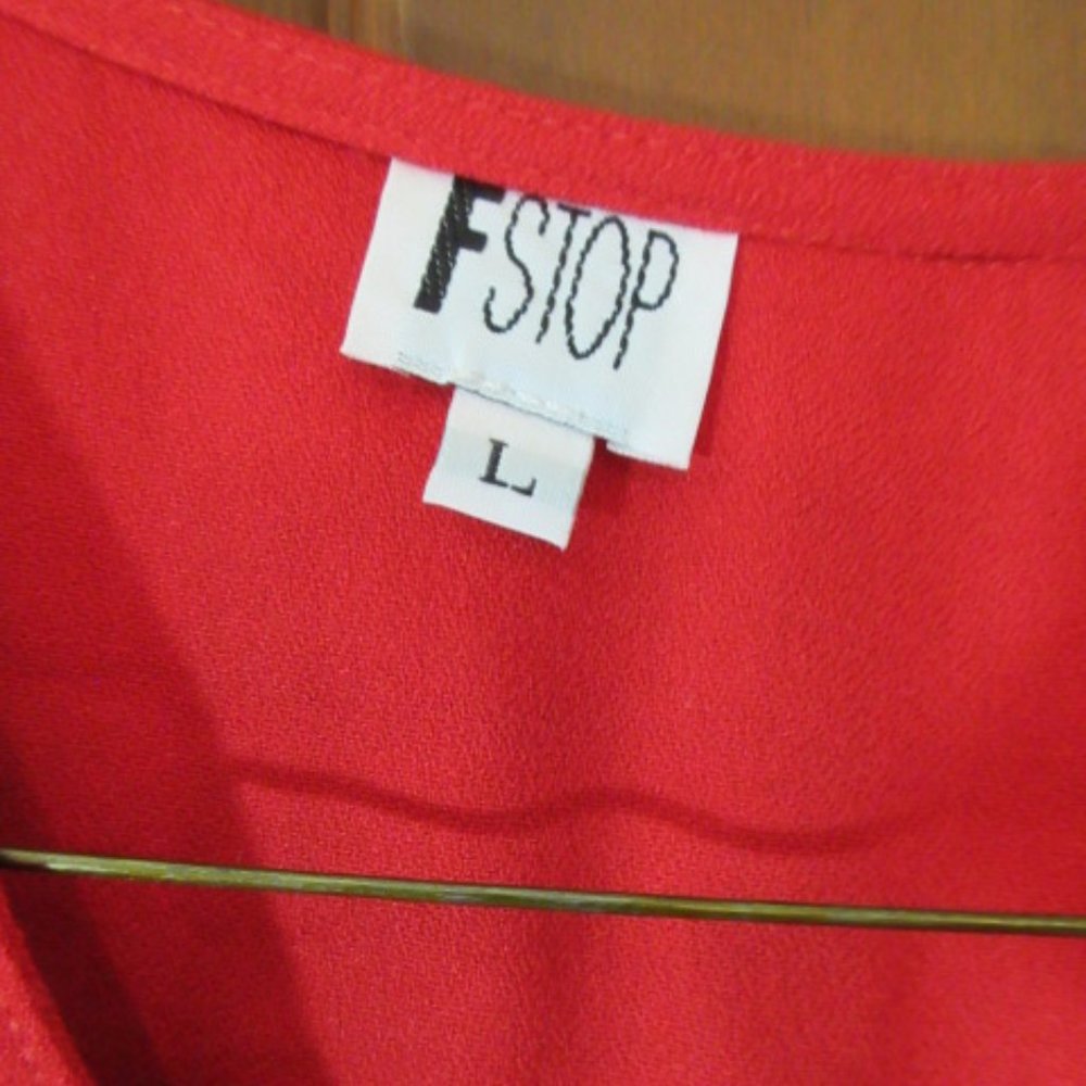 Large Red Vest by FSTOP Large - Picture 3 of 4